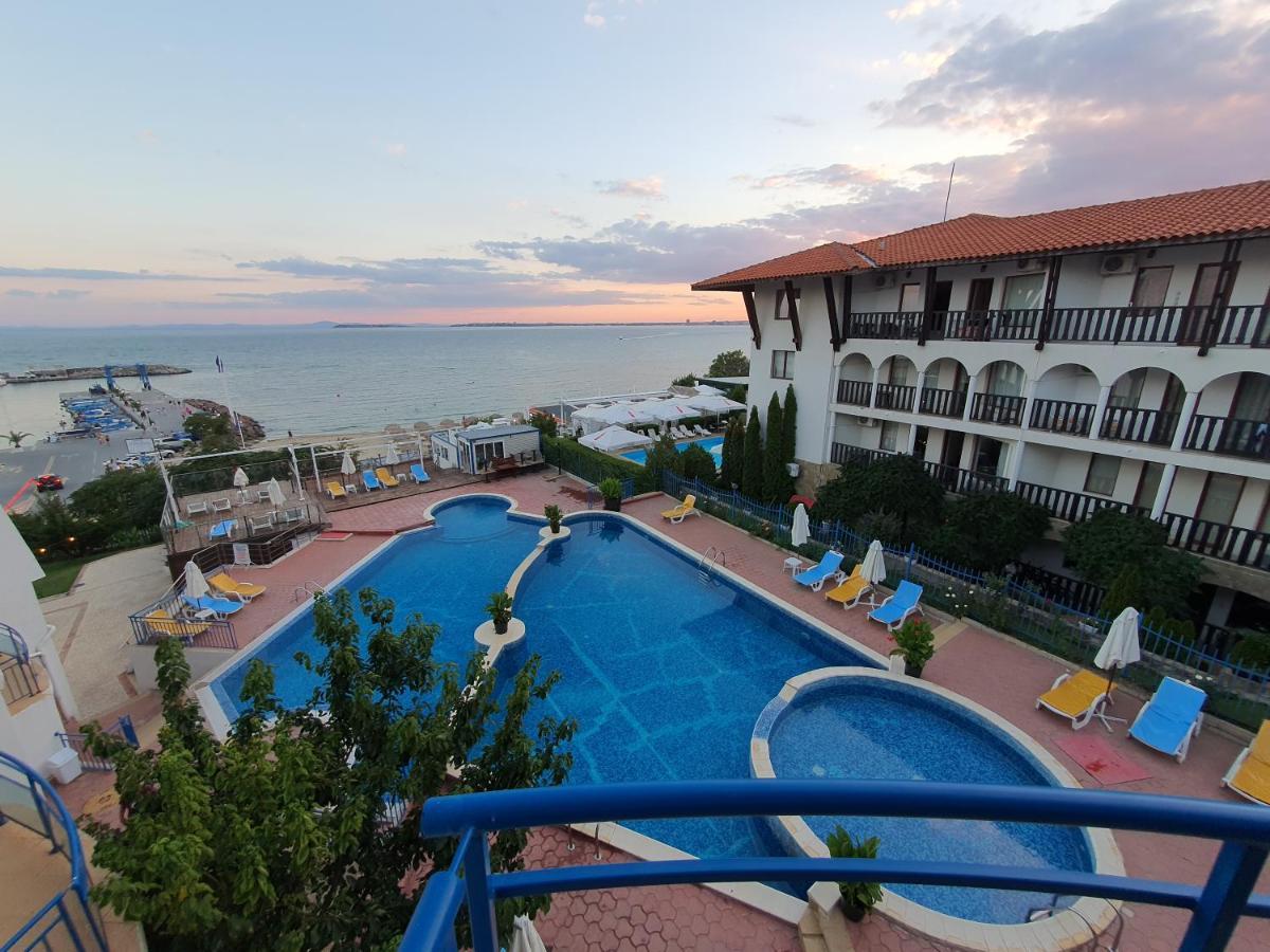 Sveti Vlas Marina Beach Apartment - Vega Village Zewnętrze zdjęcie